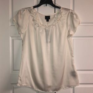 Short sleeve blouse